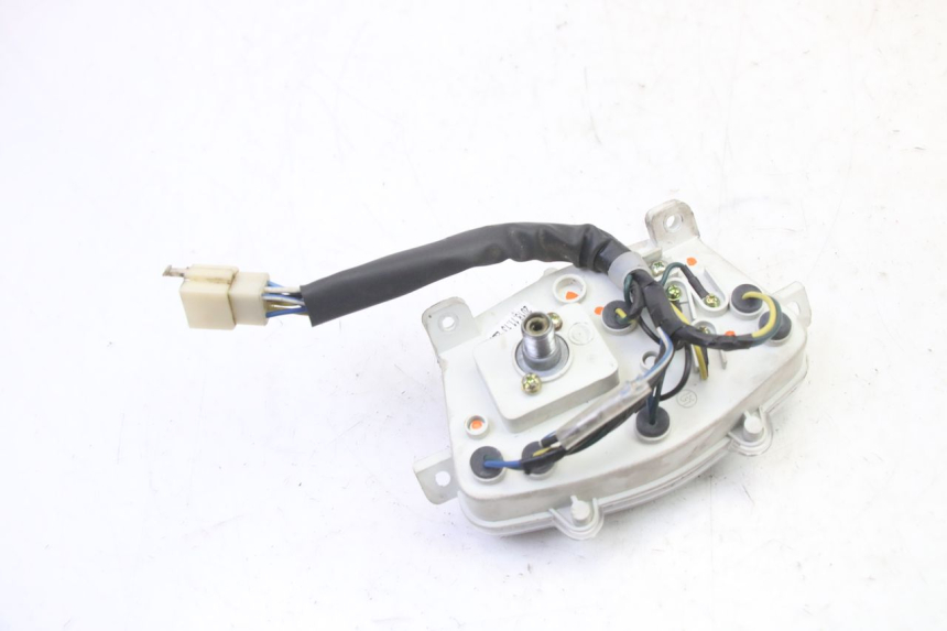 photo de SPEEDOMETER PEUGEOT STREETZONE I 2T 50 (2018 - 2020) - Surface and material condition