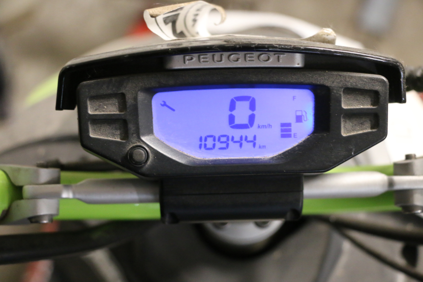 photo de SPEEDOMETER PEUGEOT STREETZONE I NAKED 2T 50 (2018 - 2020) - Technical close-up
