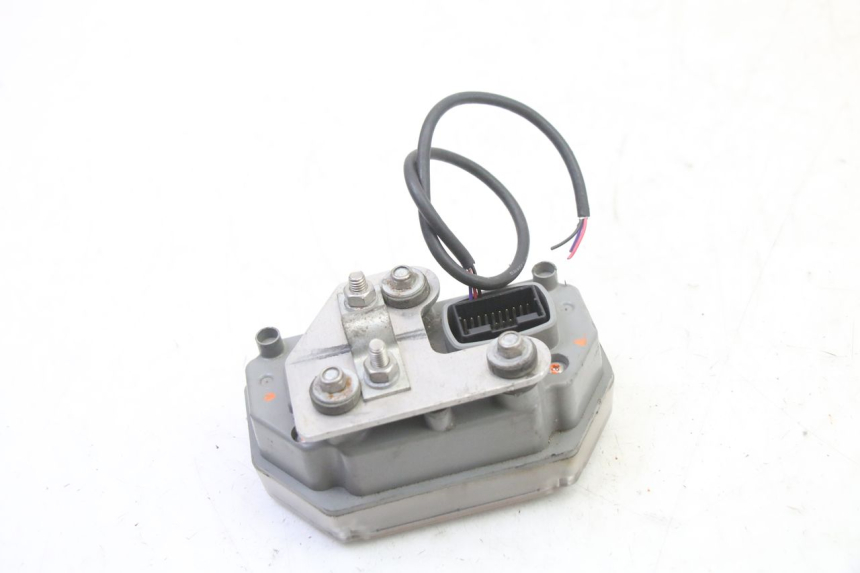 photo de SPEEDOMETER KTM SUPERENDURO R 950 (2005 - 2009) - Surface and material condition