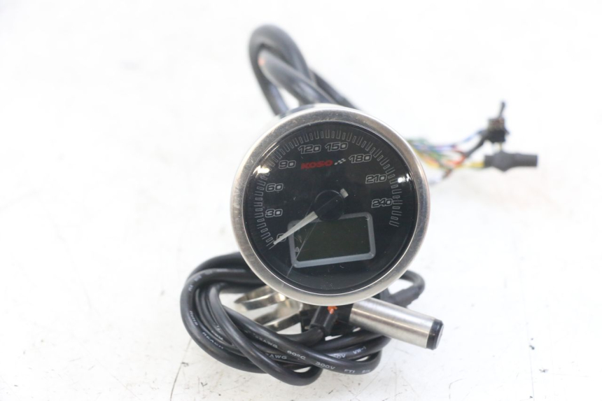 photo de SPEEDOMETER SUZUKI SV N 650 (1999 - 2002) - Fixing points details