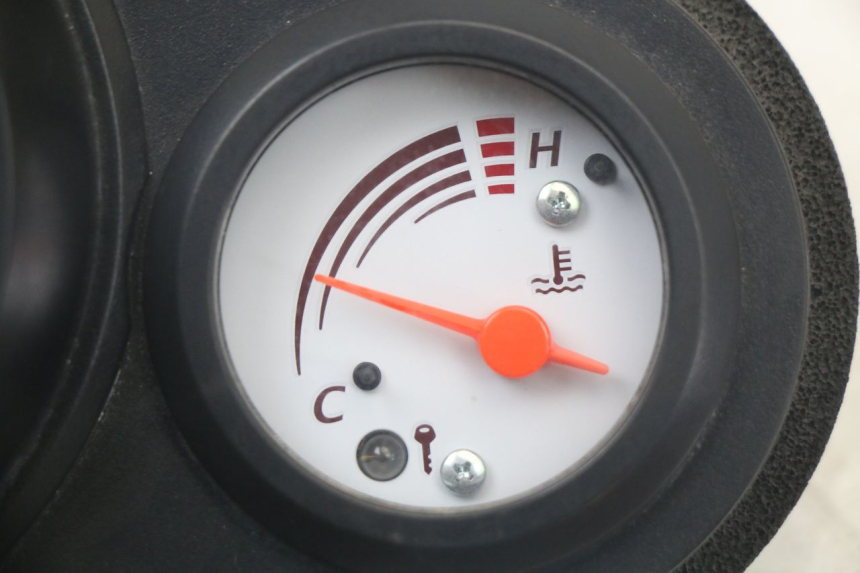 photo de SPEEDOMETER YAMAHA TDM ABS 900 (2002 - 2014) - Alternative perspective