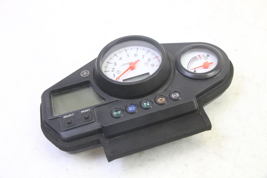 photo de SPEEDOMETER YAMAHA TDM ABS 900 (2002 - 2014) - Surface and material condition