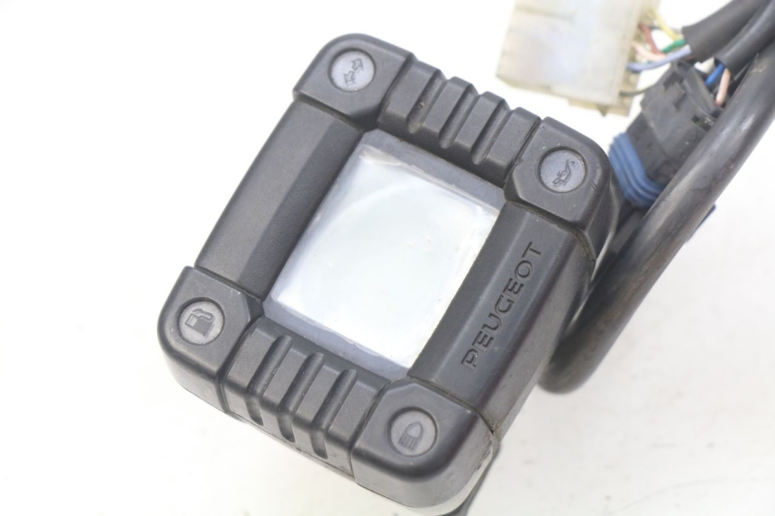 photo de SPEEDOMETER PEUGEOT TKR TREKKER FURIOUS 50 (2005 - 2014) - Product overview