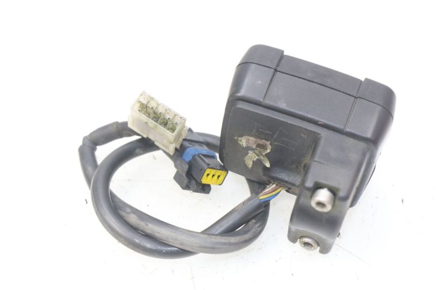 photo de SPEEDOMETER PEUGEOT TKR TREKKER FURIOUS 50 (2005 - 2014) - Fixing points details