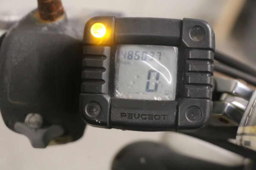 photo de SPEEDOMETER PEUGEOT TKR TREKKER FURIOUS 50 (2005 - 2014) - Markings and original references