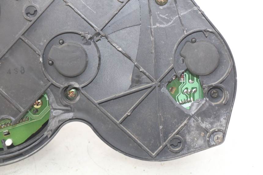 photo de SPEEDOMETER SUZUKI TLS TL S 1000 (1997 - 2001) - Component detail