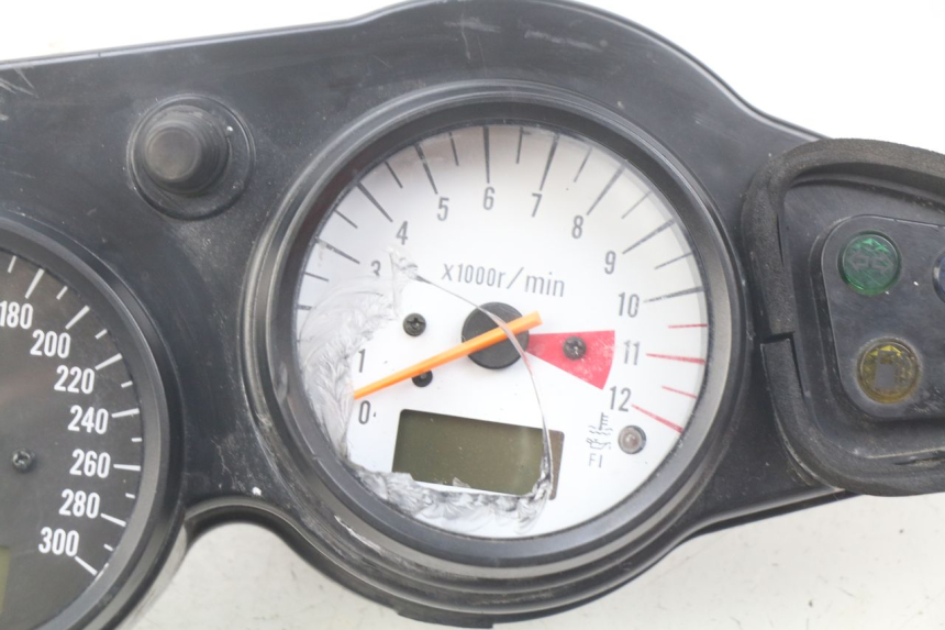 photo de SPEEDOMETER SUZUKI TLS TL S 1000 (1997 - 2001) - Component zoom
