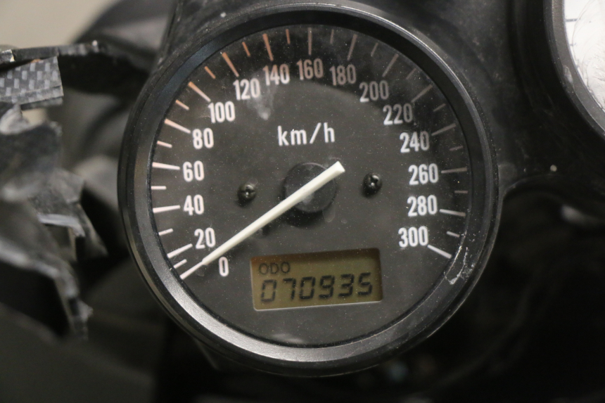 photo de SPEEDOMETER SUZUKI TLS TL S 1000 (1997 - 2001) - Supplementary product photo