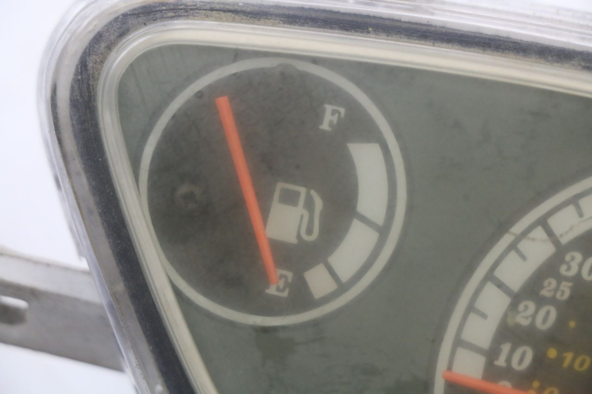 photo de SPEEDOMETER BAOTIAN TRAVEL SPIRIT 50 (2010 - 2012) - Component detail