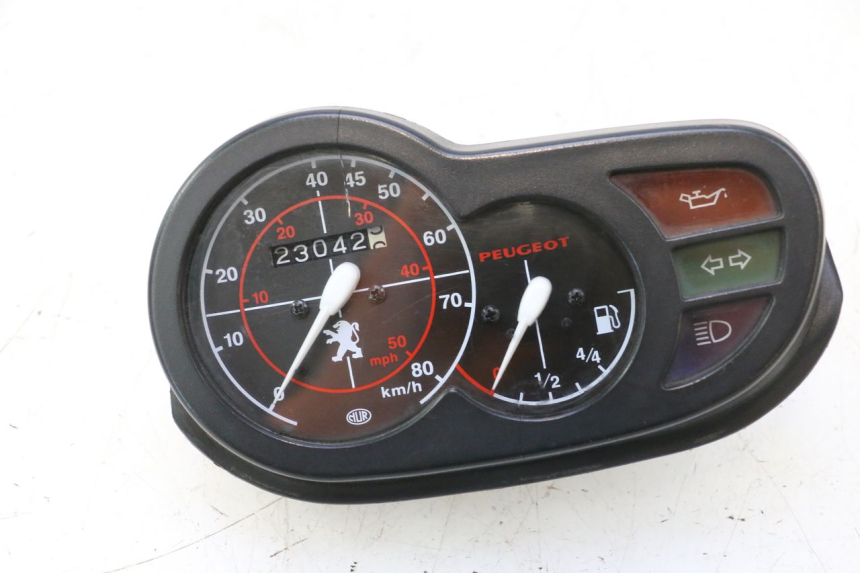 photo de SPEEDOMETER PEUGEOT TREKKER TKR 50 (2005 - 2014) - Main view