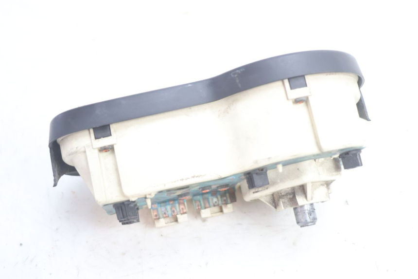 photo de SPEEDOMETER PEUGEOT TREKKER 50 (1995 - 2004) - Fixing points details