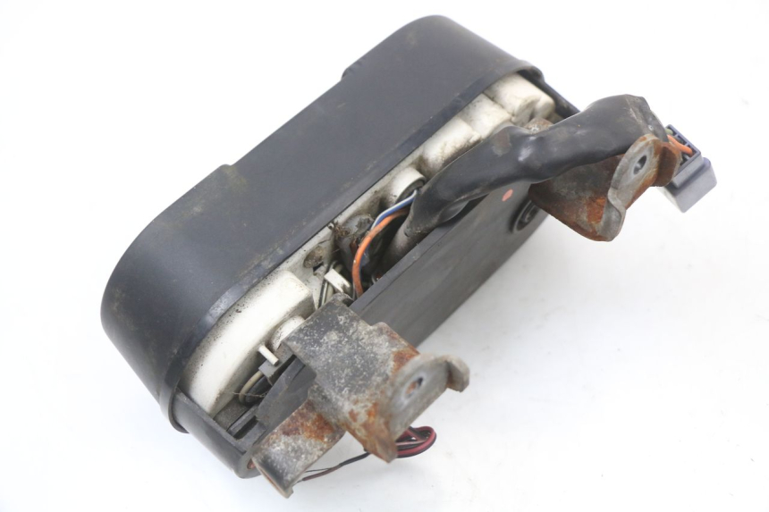 photo de SPEEDOMETER SUZUKI TS X 80 (1984 - 1988) - Fixing points details