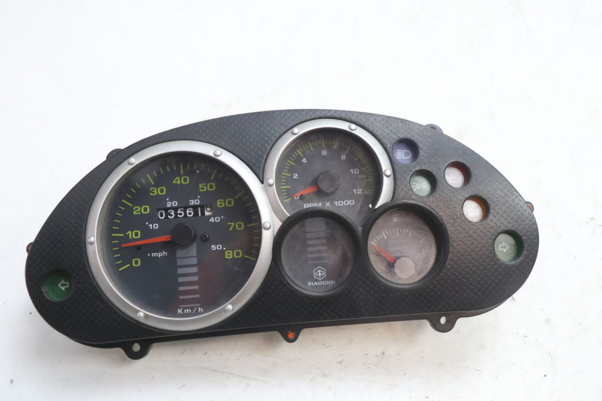 photo de SPEEDOMETER PIAGGIO TYPHOON 50 (2000 - 2009) - Main view