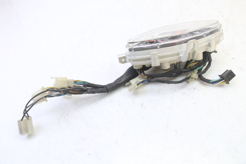 photo de SPEEDOMETER PEUGEOT V-CLIC VCLIC 50 (2007 - 2013) - Fixing points details