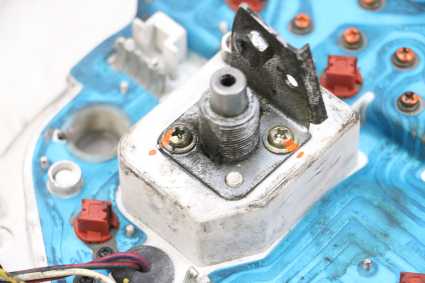 photo de SPEEDOMETER PIAGGIO VESPA GTS SUPER IE 125 (2009 - 2016) - Surface and material condition