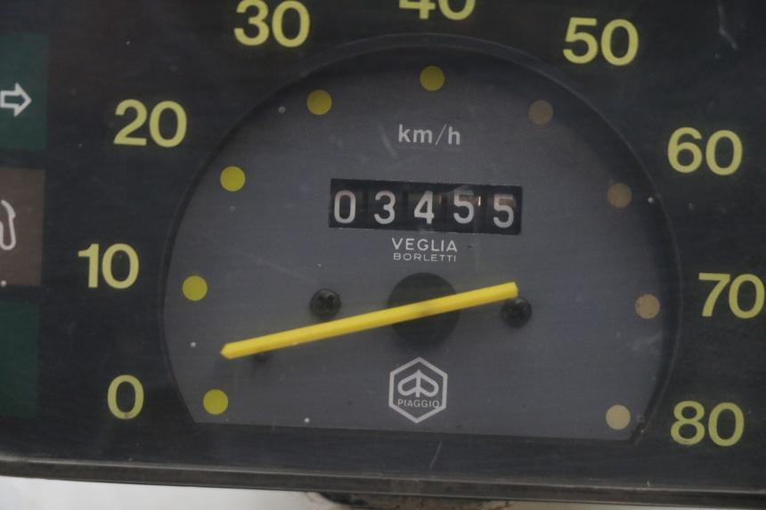 photo de SPEEDOMETER PIAGGIO VESPA PK FL 2T 50 (1990 - 1996) - Zoom on usage condition