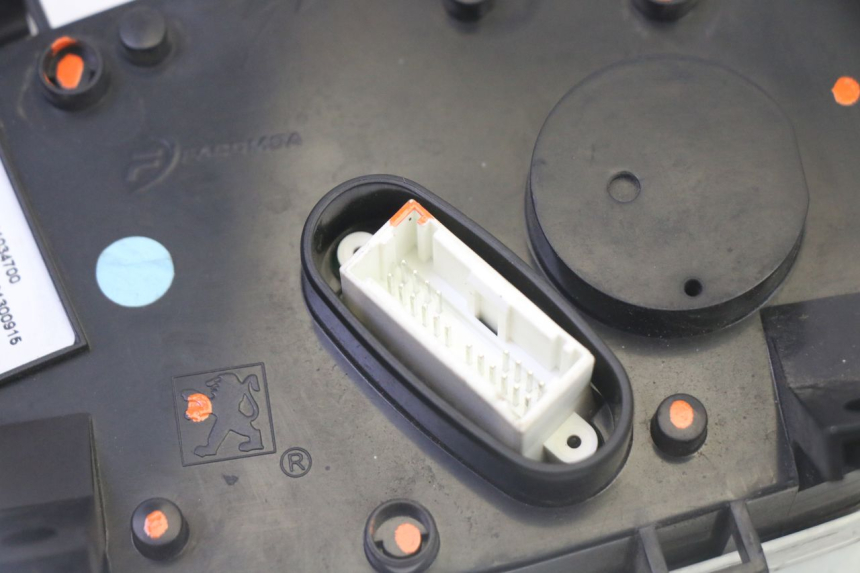 photo de SPEEDOMETER PEUGEOT VIVACITY NEW 4T 50 (2008 - 2017) - Checked used part