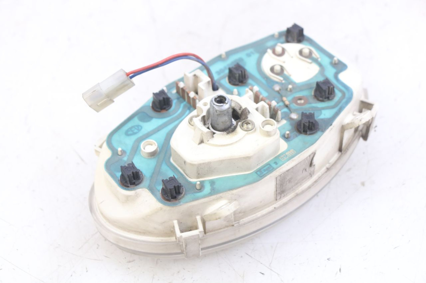 photo de SPEEDOMETER PEUGEOT VIVACITY 50 (2004 - 2009) - Surface and material condition