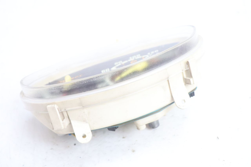 photo de SPEEDOMETER PEUGEOT VIVACITY 100 (1999 - 2008) - Alternative perspective
