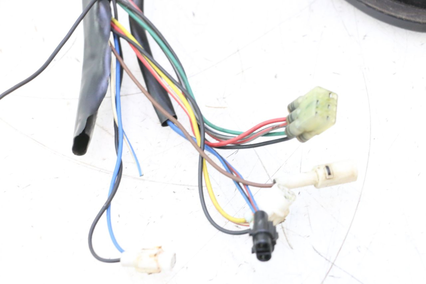 photo de SPEEDOMETER YAMAHA WAVE RUNNER GP R 1200 (2000 - 2003) - Fixing points details