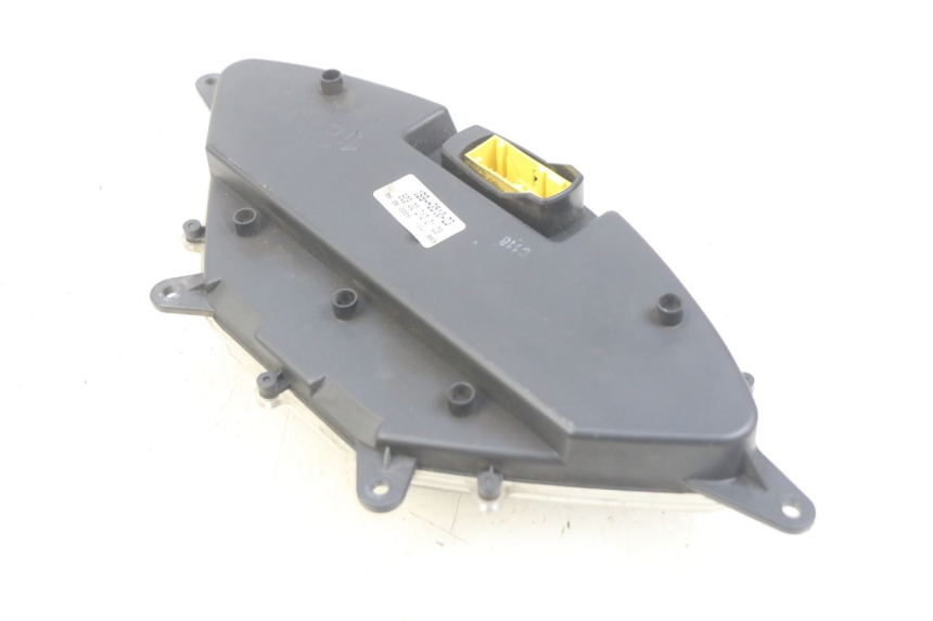 photo de SPEEDOMETER YAMAHA XMAX X-MAX 125 (2006 - 2009) - Component detail