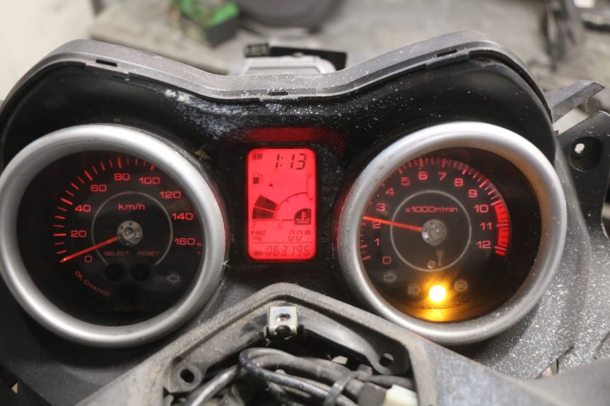 photo de SPEEDOMETER YAMAHA X-MAX XMAX 125 (2010 - 2013) - Detailed visual inspection