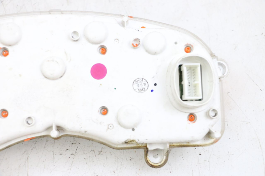 photo de SPEEDOMETER YAMAHA X-MAX XMAX 125 (2010 - 2013) - High-resolution close-up