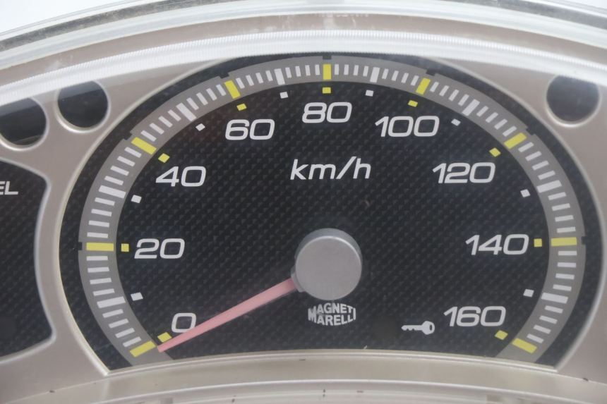 photo de SPEEDOMETER YAMAHA XMAX X-MAX 125 (2006 - 2009) - Zoom on usage condition
