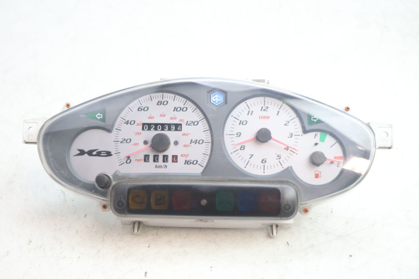 photo de SPEEDOMETER PIAGGIO X8 STREET 125 (2006 - 2007) - Main view