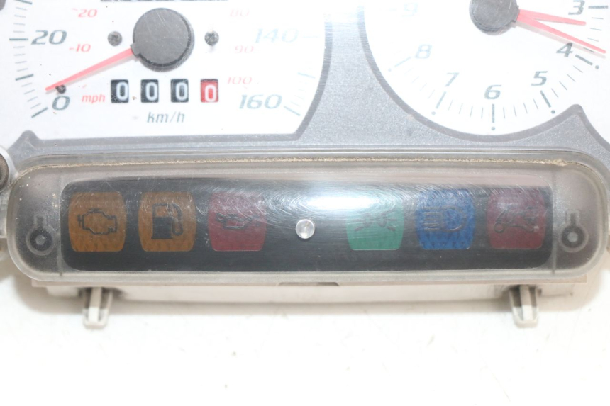 photo de SPEEDOMETER PIAGGIO X8 125 (2004 - 2007) - Technical close-up