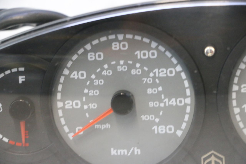 photo de SPEEDOMETER PIAGGIO X9 AMALFI 180 (2000 - 2003) - Alternative perspective