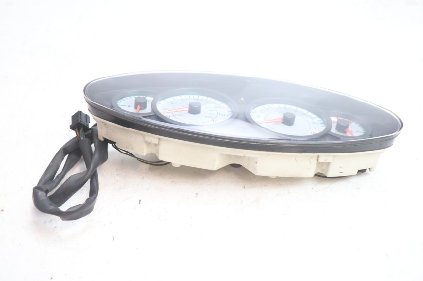 photo de SPEEDOMETER PIAGGIO X9 EVOLUTION 125 (2003 - 2007) - Product overview