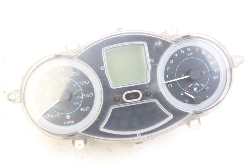 photo de SPEEDOMETER PIAGGIO XEVO - X EVO 125 (2007 - 2017) - Main view