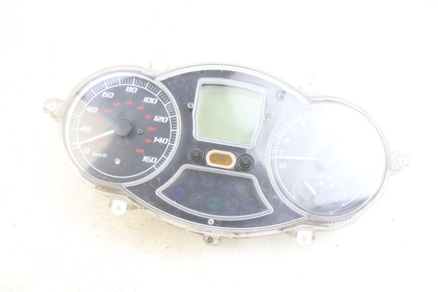 photo de SPEEDOMETER PIAGGIO XEVO - X EVO 125 (2007 - 2017) - Main view