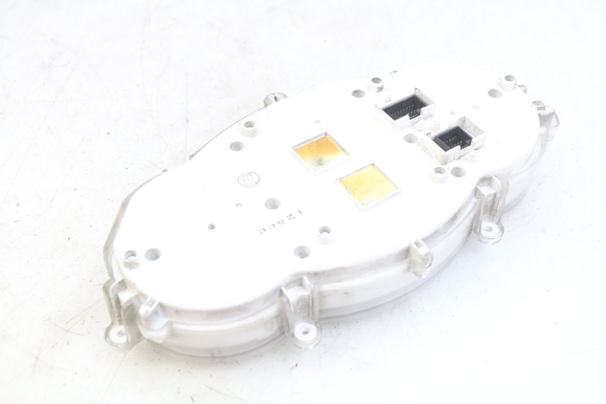 photo de SPEEDOMETER PIAGGIO XEVO - X EVO 125 (2007 - 2017) - Component detail