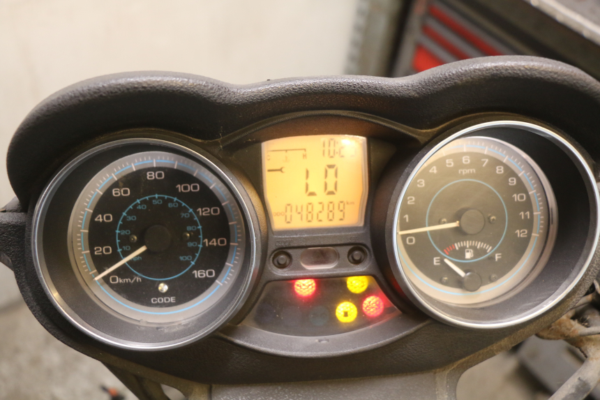 photo de SPEEDOMETER PIAGGIO XEVO - X EVO 125 (2007 - 2017) - Distinctive features