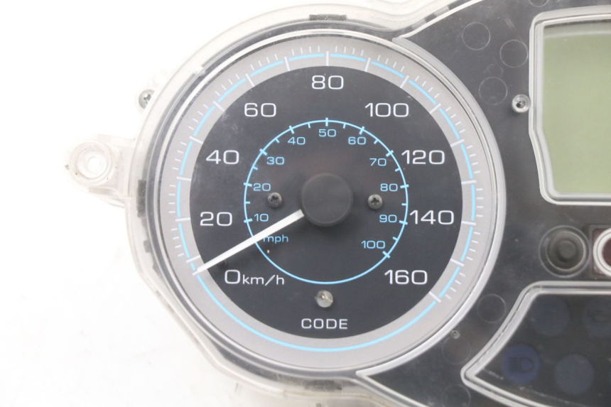 photo de SPEEDOMETER PIAGGIO XEVO - X EVO 125 (2007 - 2017) - Component detail