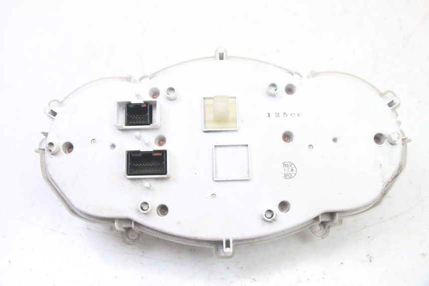 photo de SPEEDOMETER PIAGGIO XEVO - X EVO 125 (2007 - 2017) - Surface and material condition