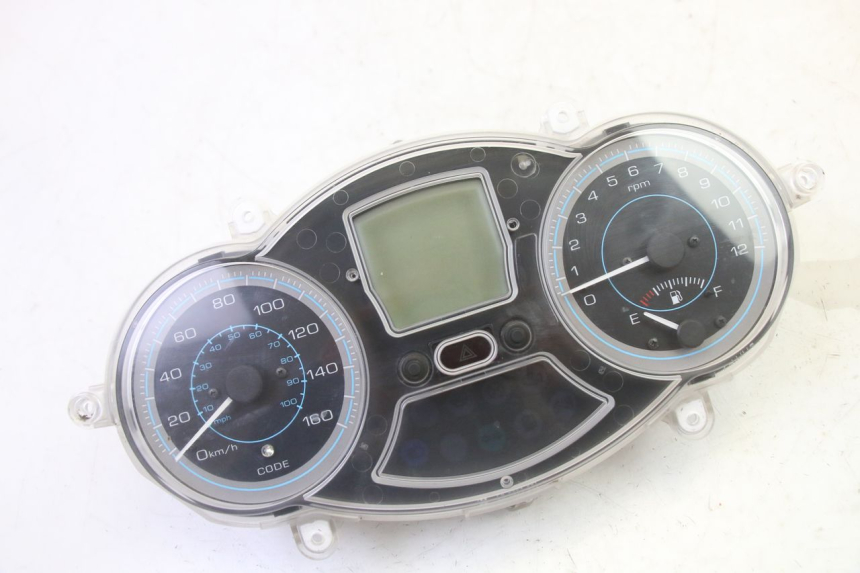 photo de SPEEDOMETER PIAGGIO XEVO - X EVO 125 (2007 - 2017) - Main view