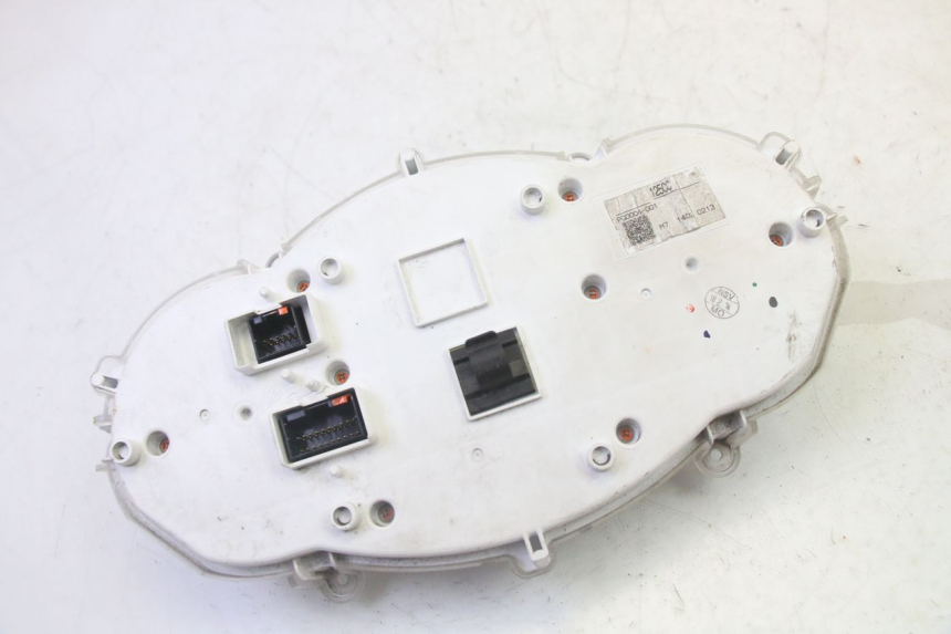 photo de SPEEDOMETER PIAGGIO XEVO - X EVO 125 (2007 - 2017) - Surface and material condition