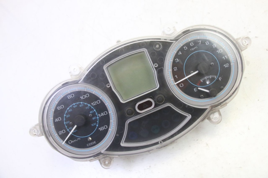 photo de SPEEDOMETER PIAGGIO XEVO - X EVO 125 (2007 - 2017) - Main view