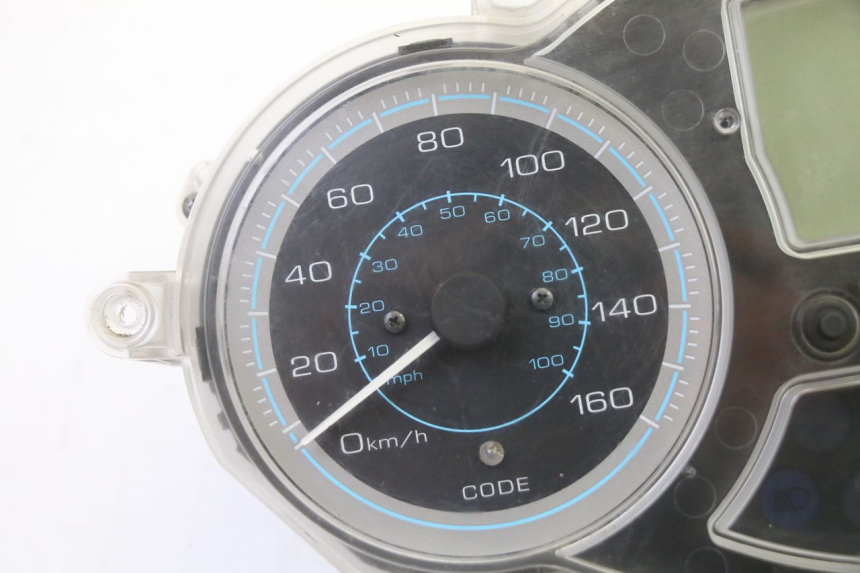 photo de SPEEDOMETER PIAGGIO XEVO - X EVO 125 (2007 - 2017) - Component detail