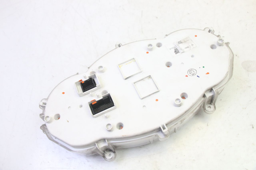 photo de SPEEDOMETER PIAGGIO XEVO - X EVO 125 (2007 - 2017) - Markings and original references