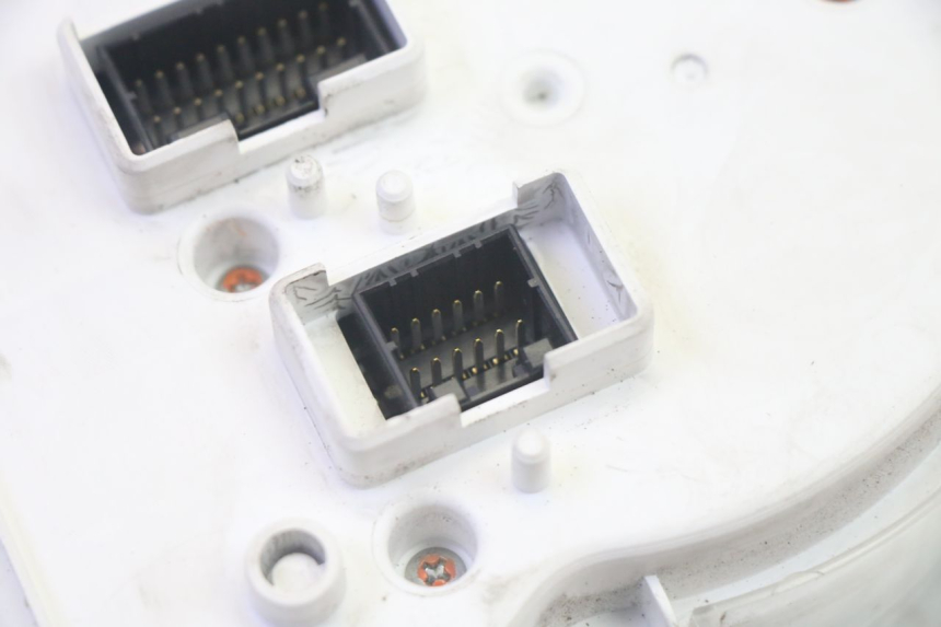 photo de SPEEDOMETER PIAGGIO XEVO - X EVO 125 (2007 - 2017) - Component zoom