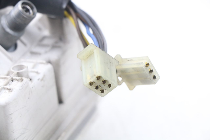 photo de SPEEDOMETER YAMAHA XJ600 XJ DIVERSION 600 (1992 - 1997) - Technical close-up