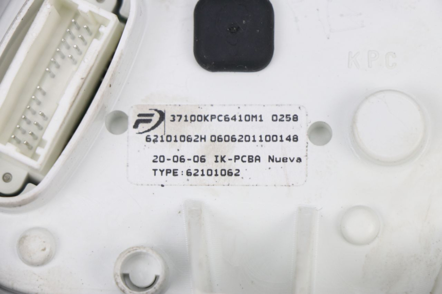 photo de SPEEDOMETER HONDA XLV VARADERO 125 (2000 - 2006) - Fixing points details