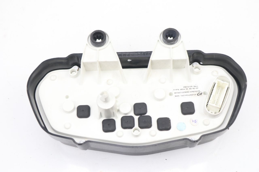 photo de SPEEDOMETER HONDA XLV VARADERO 125 (2000 - 2006) - Surface and material condition