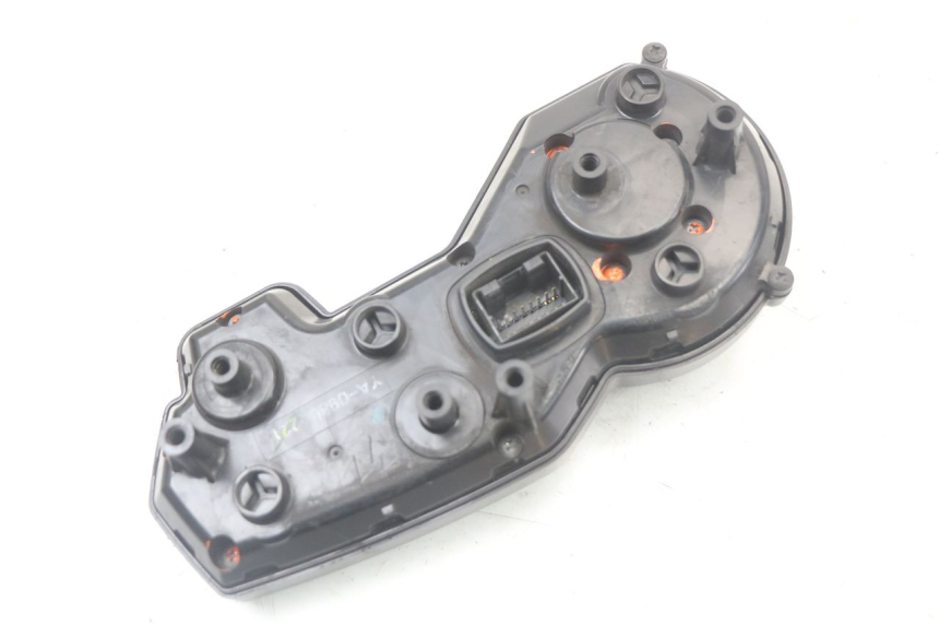 photo de SPEEDOMETER YAMAHA FZ1 FAZER 1000 (2007 - 2009) - Fixing points details