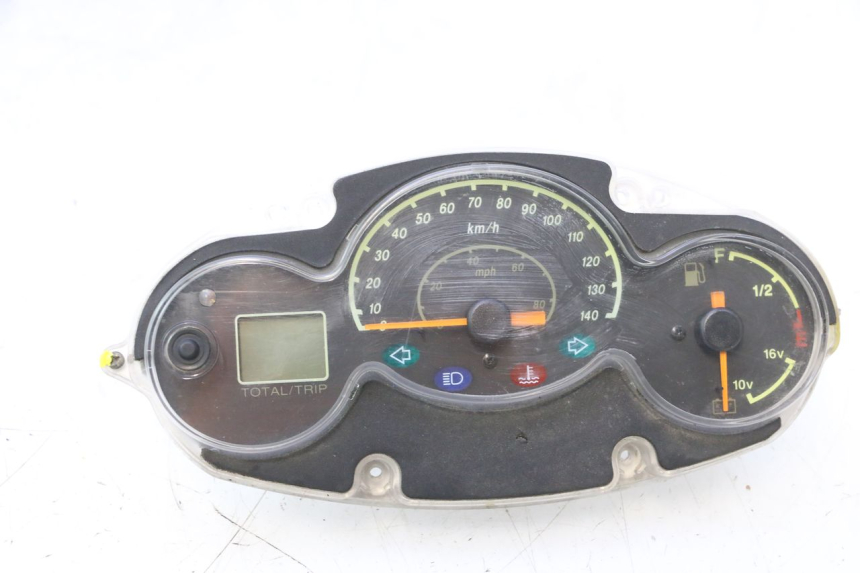 photo de SPEEDOMETER YAMAHA YP MAJESTY 125 (2002 - 2006) - Component detail