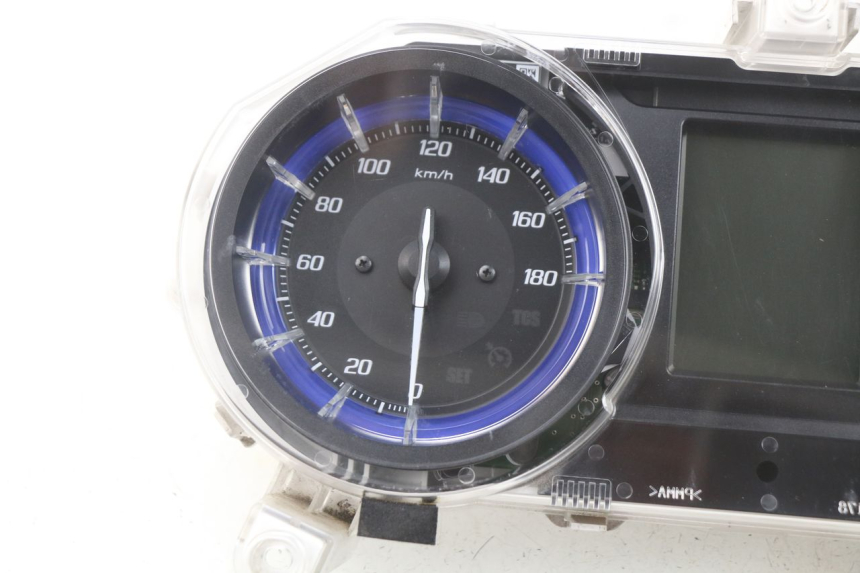photo de SPEEDOMETER YAMAHA YP T-MAX TMAX 530 (2017 - 2020) - Additional view of the item